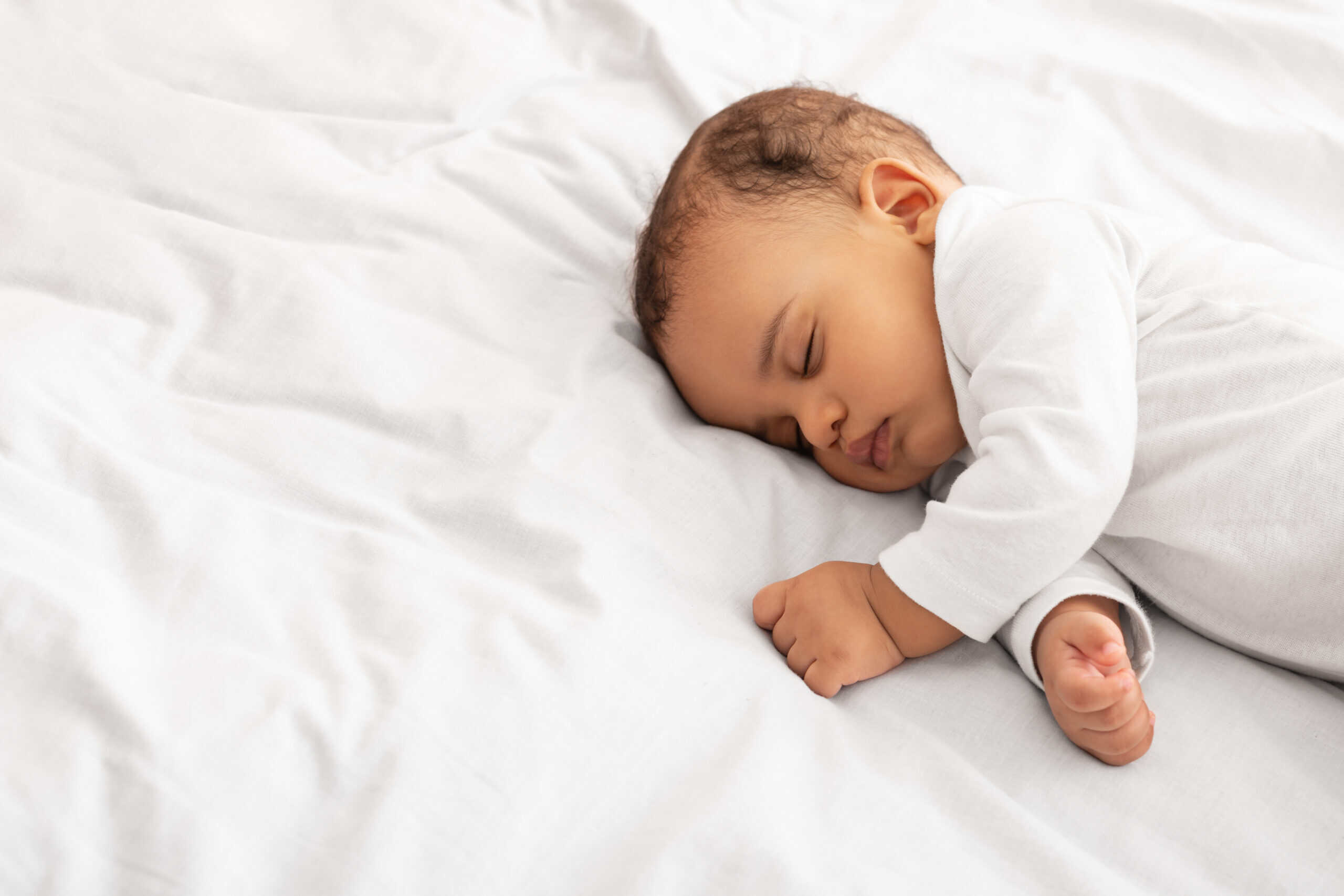 Mama Linc Baby Asleep On Their Own in Their Cot